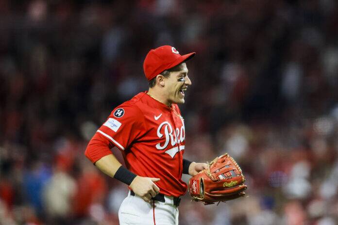 TJ Friedl Makes Incredible Catch To Save Cincinnati Reds Game