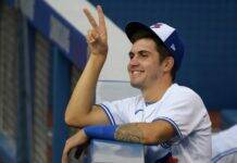 The Braves Sign Another Shortstop in Emergency Deal The Braves Sign Another Shortstop in Emergency Deal