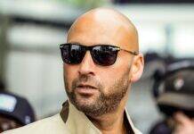 Derek Jeter Defends Yankees Owner Amid Off-Season Complaints Derek Jeter Defends Yankees Owner Amid Off-Season Complaints