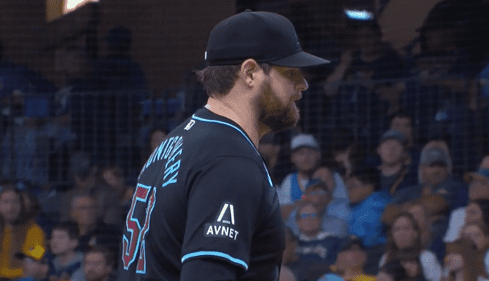 The Atlanta Braves could take advantage of current Diamondbacks situation and acquire an ace The Atlanta Braves could take advantage of current Diamondbacks situation and acquire an ace