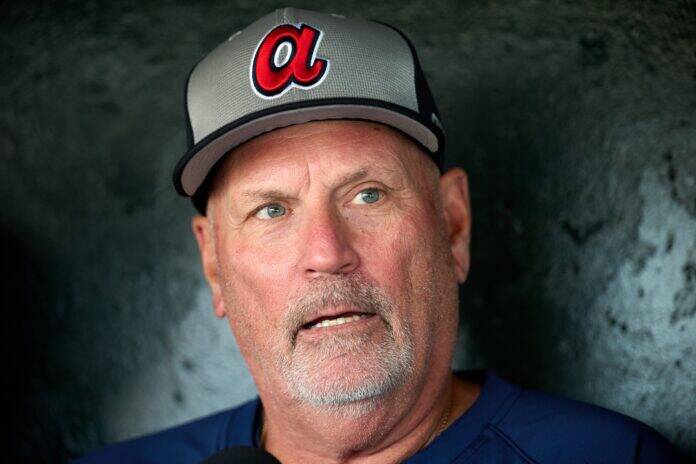Braves' Snitker On Hot Seat, MLB Insider Breaks it Down Braves' Snitker On Hot Seat, MLB Insider Breaks it Down