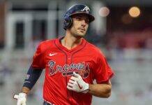 Braves’ Matt Olson, Brian Snitker Ejected After Controversial Call Braves' Matt Olson, Brian Snitker Ejected After Controversial Call