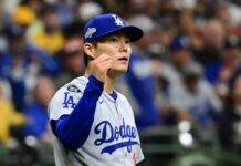 Dodgers Star Displays Bizarre Warm-Up Routine, Fans Lose It Dodgers Star Displays Bizarre Warm-Up Routine, Fans Lose It