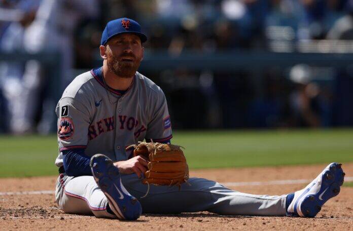 Mets Blow Late Lead Against Dodgers After Disastrous Play