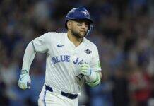 Braves Set to Make Splash by Signing Blue Jays Superstar Braves Set to Make Splash by Signing Blue Jays Superstar