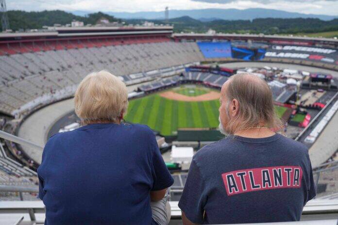 The Braves Give Back Big During Season of Giving Campaign The Braves Give Back Big During Season of Giving Campaign